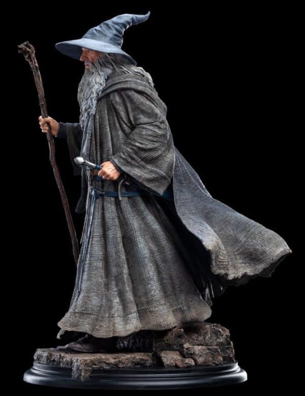 Lord of the Rings Large 1:6 Scale Statue: GANDALF THE GREY PILGRIM - Image 11