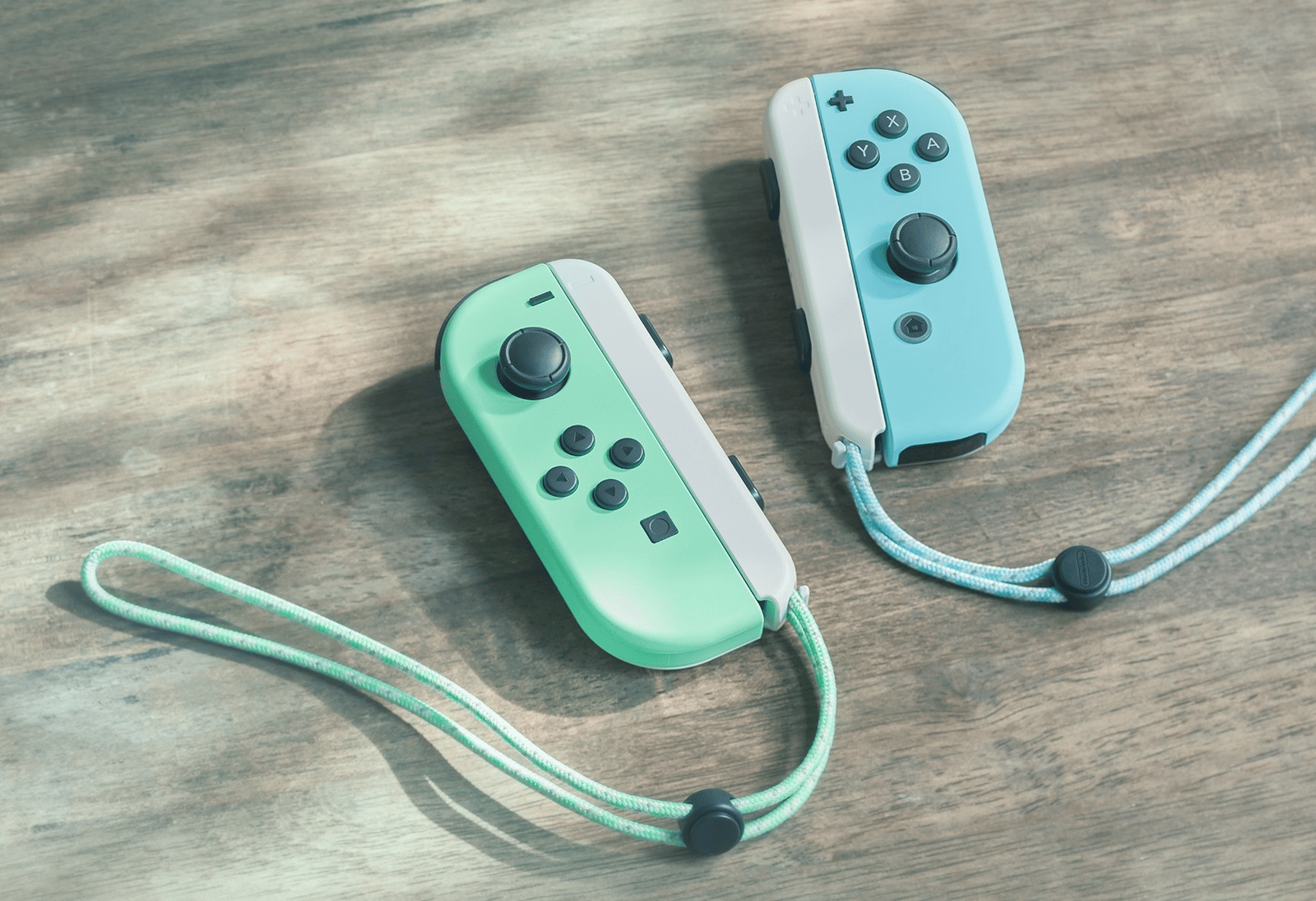 Nintendo Switch Animal Crossing: New Horizons Special Edition Console - Image 15