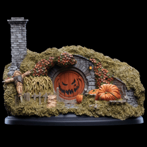 Weta Lord of the Rings: 16 Hill Lane (Halloween Hobbit Hole)