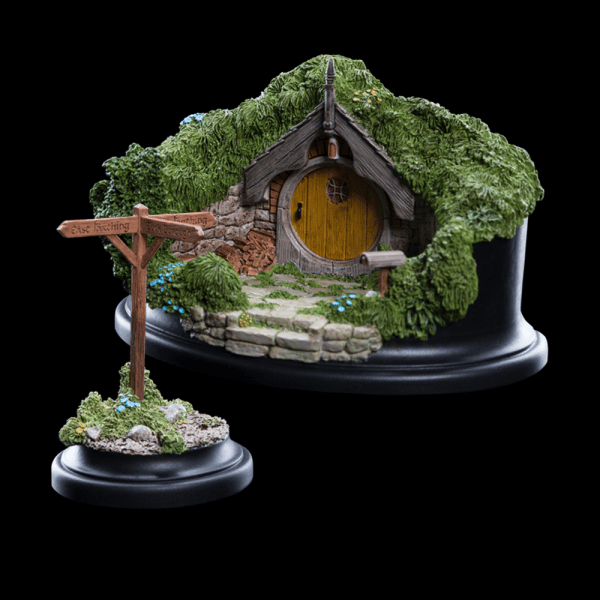 Lord of the Rings: Hobbit Hole - 5 Hill Lane - Image 3