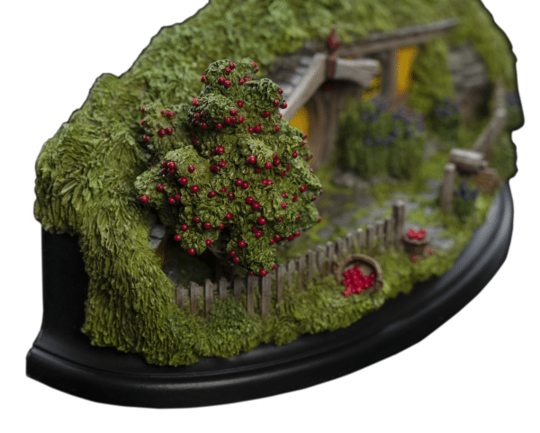 WETA LOTR Hobbit Hole - 13 Apple Orchard - Image 3