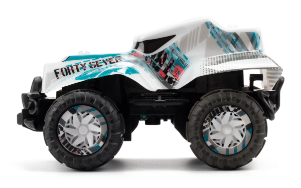REMOTE CONTROL STUNT CAR: Silverlit Exost 2.4ghz RC X-Monster X-Beast (Assorted) - Image 9