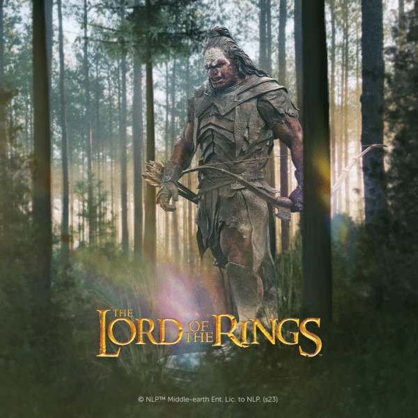 Lord of the Rings LURTZ Hunter of Men - 1:6 scale Statue - Image 3