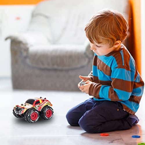 REMOTE CONTROL STUNT CAR: Silverlit - Aqua Typhoon 2.4ghz - Image 4