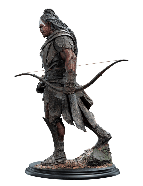 Lord of the Rings LURTZ Hunter of Men - 1:6 scale Statue - Image 5