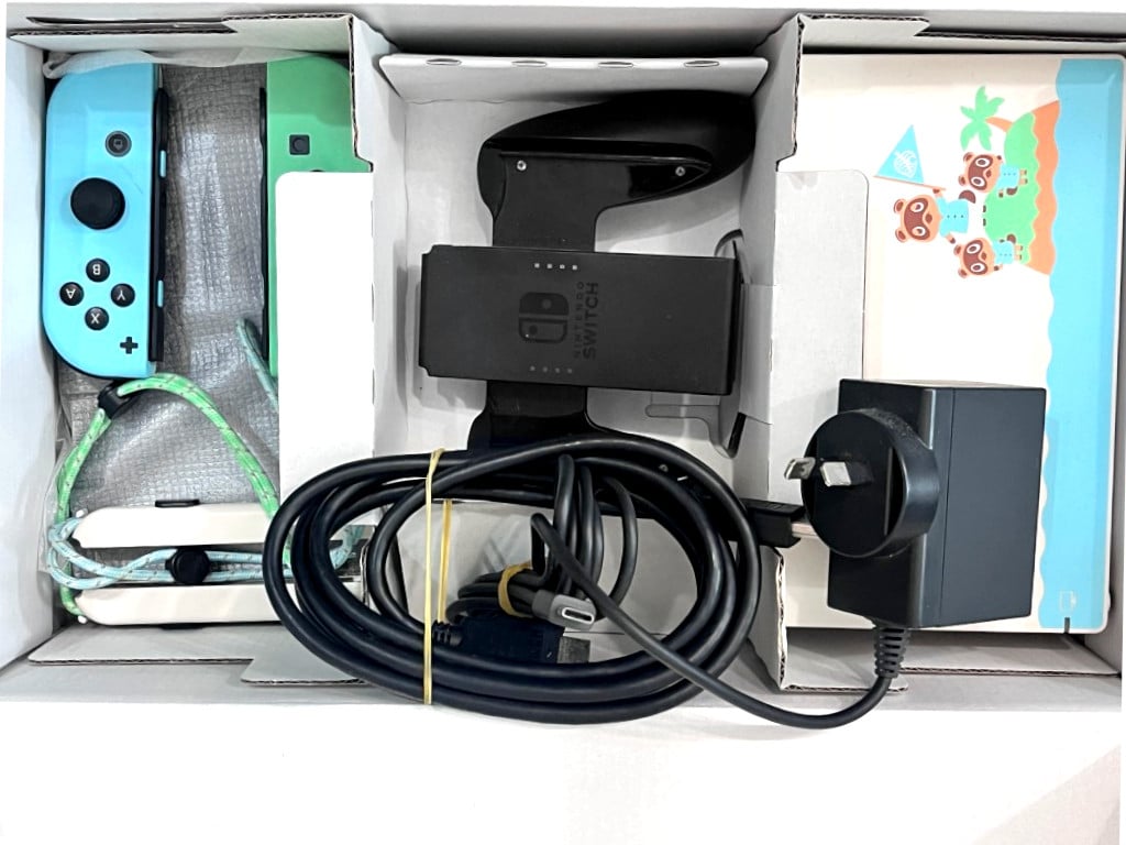 Nintendo Switch Animal Crossing: New Horizons Special Edition Console - Image 31