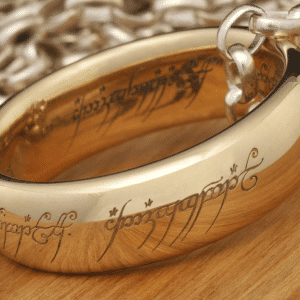 Lord of the Rings The One Ring (with runes) - 10K Solid Gold, Size 11