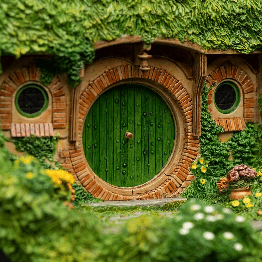Lord of the Rings: BAG END HOBBIT HOLE EDITION - Image 2
