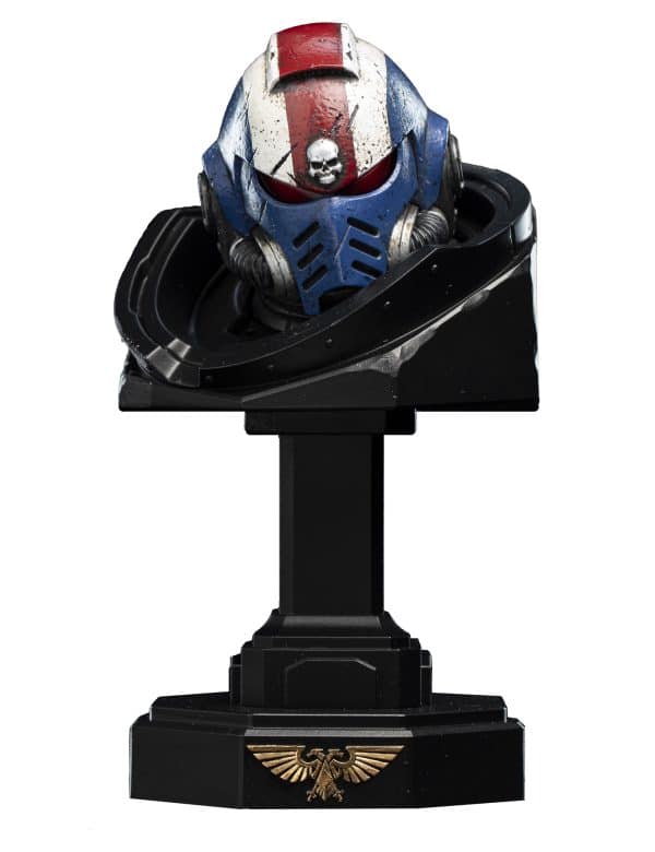 WARHAMMER 40K: LIEUTENANT TITUS 1:6 SCALE Collector's Statue (Battleline Edition) - Image 3