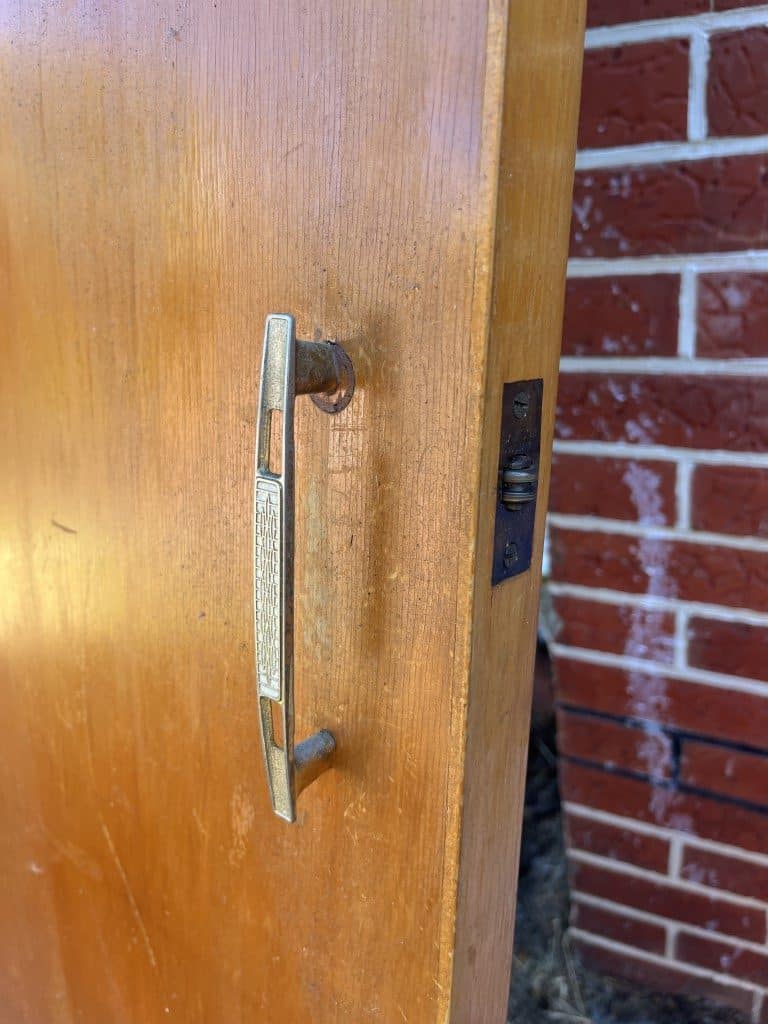 GENUINE HARD WOOD DOOR 183 x 61cm (PICK UP ONLY) - Image 2