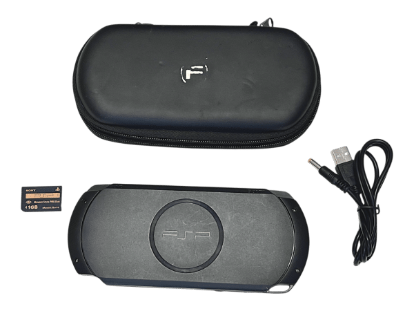 PSP Street Console + Charger + Case - Image 6