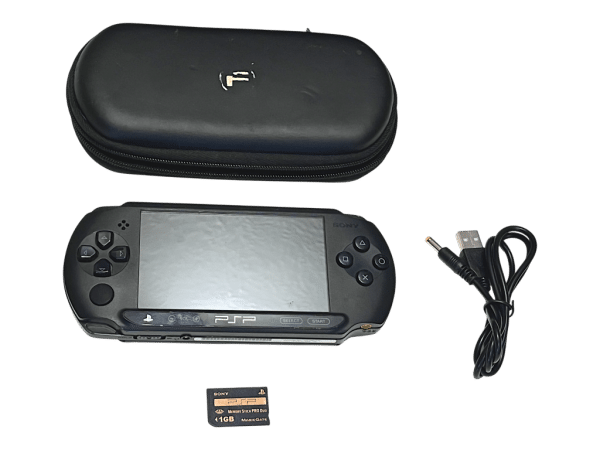 PSP Street Console + Charger + Case - Image 2