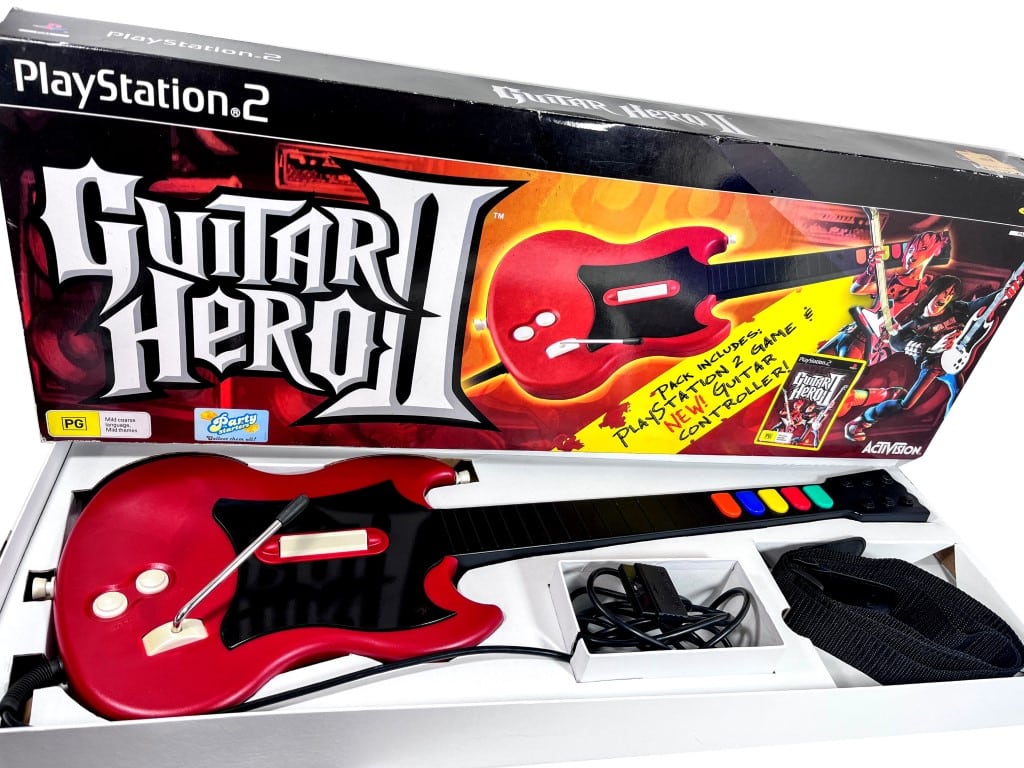 GENUINE PlayStation 2 PS2 RedOctane PSLGH GUITAR *MINT IN BOX*