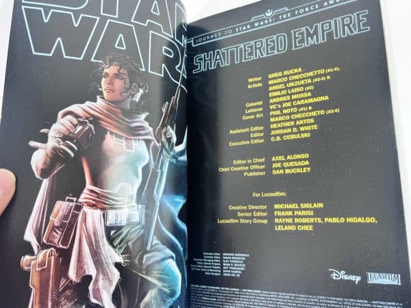 STAR WARS Shattered Empire Graphic Novel (Rucka, Checchetto, Unzueta) - Image 3