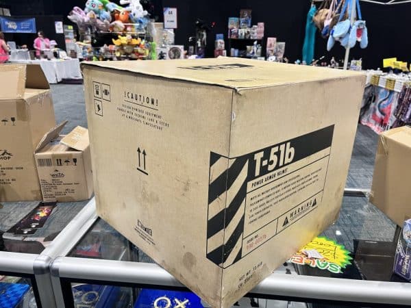 Fallout 76 Power Armor Edition T-51 Life Scale Helmet BOX ONLY - Image 2