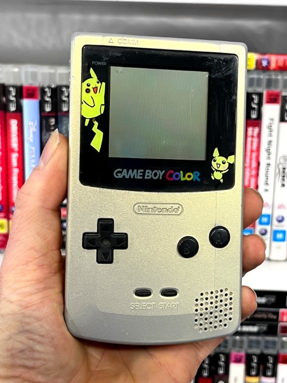 Nintendo Game Boy Color (GameBoy Colour) *POKEMON LIMITED EDITION