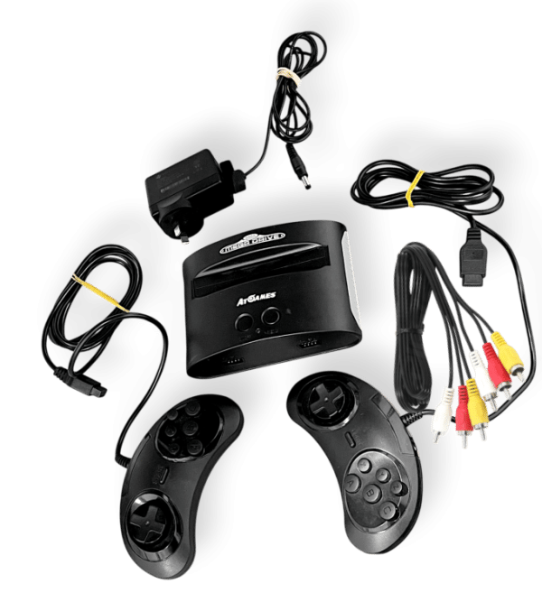 Sega Megadrive Classic Game Console With 81 Built-In Games, Black - Image 3