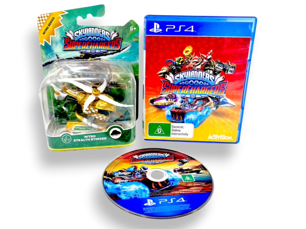Skylanders Superchargers (PS4) *GAME + NEW VEHICLE*
