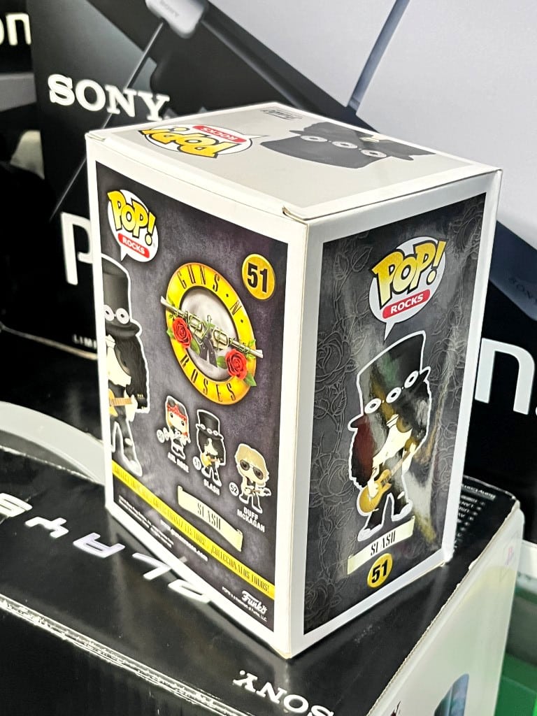 Funko Pop! Rocks: Guns N’ Roses – SLASH - Image 5