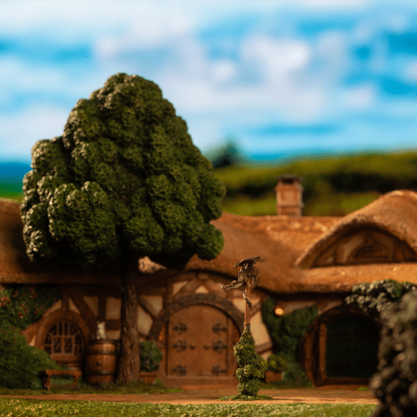 WETA LOTR The Green Dragon Inn (2025) - Image 14