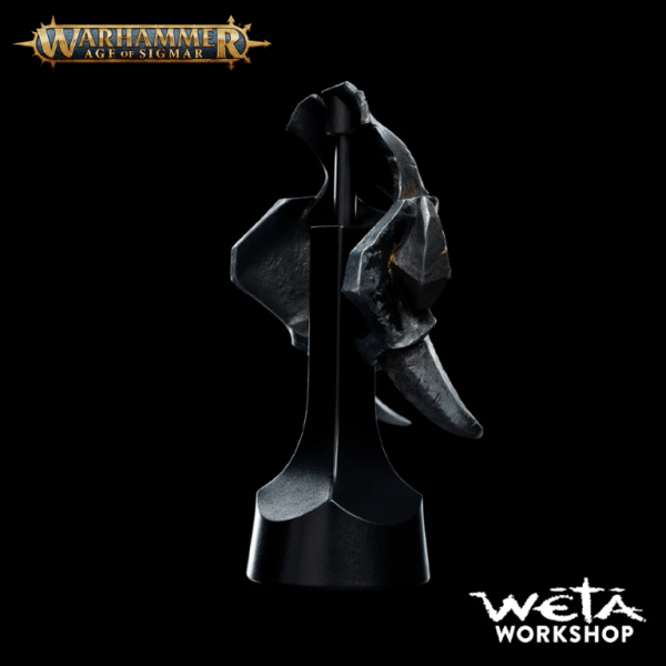 WETA Warhammer Age of Sigmar Orruk Ardboy Helm - Image 4