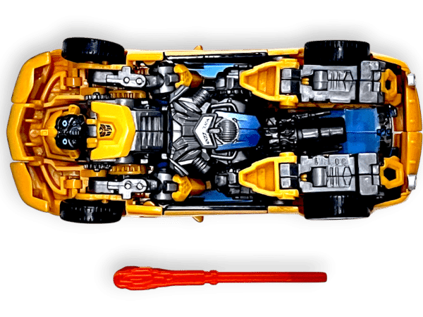 Transformers Studio Series Bumblebee (Includes Weapon) - Image 2