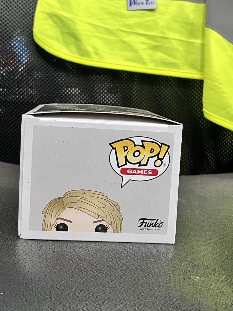 Funko Pop! Amanda Holliday (#338 – Destiny) - Image 6