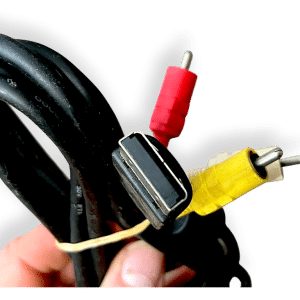 RETRO AVI CABLE (UNIDENTIFIED - SEGA / NINTENDO?)