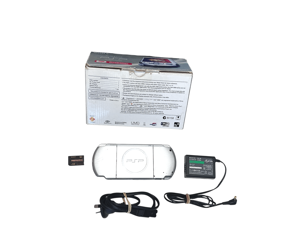 PSP Slim 3002 SILVER *BOXED* - Image 3