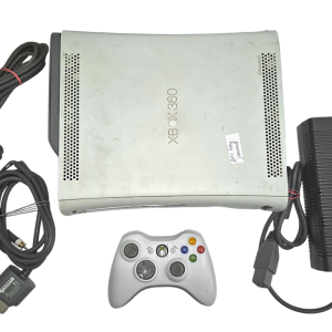 Xbox 360 Console Bundle (White) READ DESCRIPTION