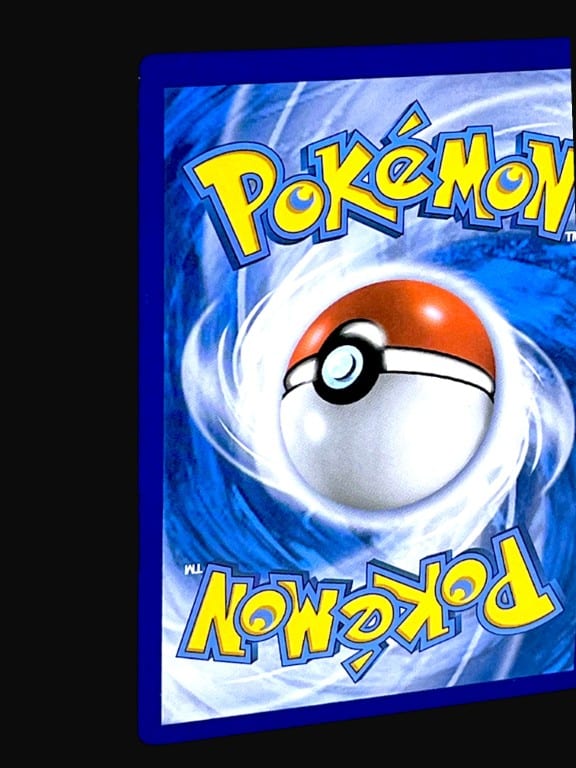 POKEMON TCG - Charizard - Generations: Radiant Collection RC5/RC32 - Image 3