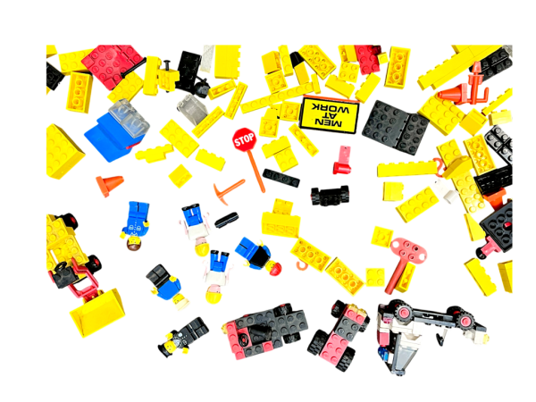 Mixed Vintage LEGO Pieces + Lego Men (Vintage 1980s) - Image 6