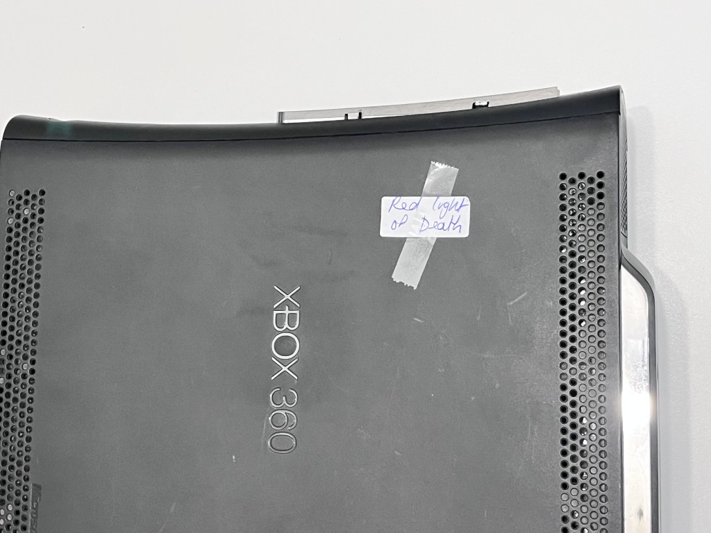 Xbox 360 Console 120GB Matte Black OG (RED LIGHT) - Image 7