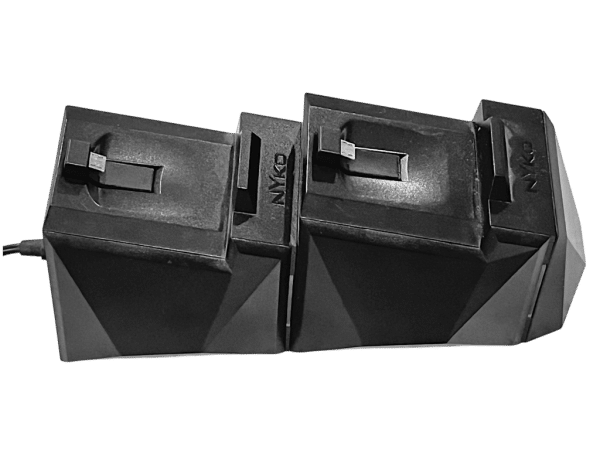Dual Controller Charging Dock (Xbox One) - Image 4