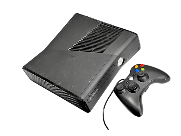 XBox 360 Slim 250GB + Wired Controller - Image 2