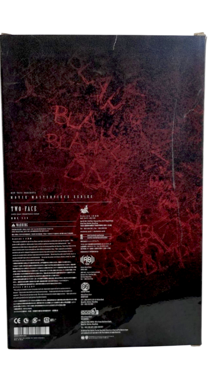 Two-Face (The Dark Knight) 1/6 Scale (Hot Toys Exclusive) - Image 9