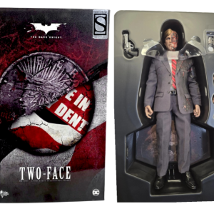 Two-Face (The Dark Knight) 1/6 Scale (Hot Toys Exclusive)