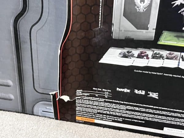 Xbox One Halo 5 Limited Edition Xbox One ENORMOUS STATUE + GAME - Image 10
