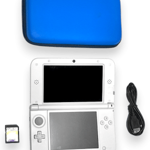 Nintendo 3DS XL Console Bundle (WHITE) Excellent Condition