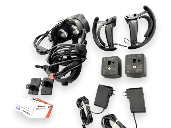 HTC Vive Virtual Reality Headset Bundle (Original Vive) VR Bundle - Image 4
