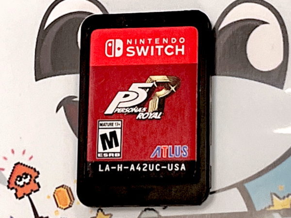 Persona 5 Royal (Switch) inside Xenoblade Chronicles case - Image 3