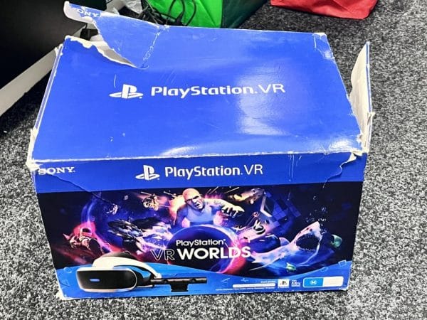 PlayStation VR + VR Worlds + Camera Bundle (PS4) BOXED V1 - Image 9