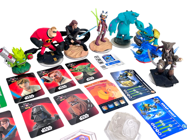 Disney Infinity & Skylanders (Xbox 360) *HUGE BULK LOT FIGURES + PORTAL + CARDS!* - Image 3