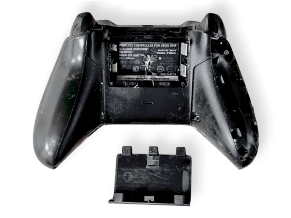 Xbox One Wireless Controller LIMITED EDITION GREEN (damaged) - Image 2