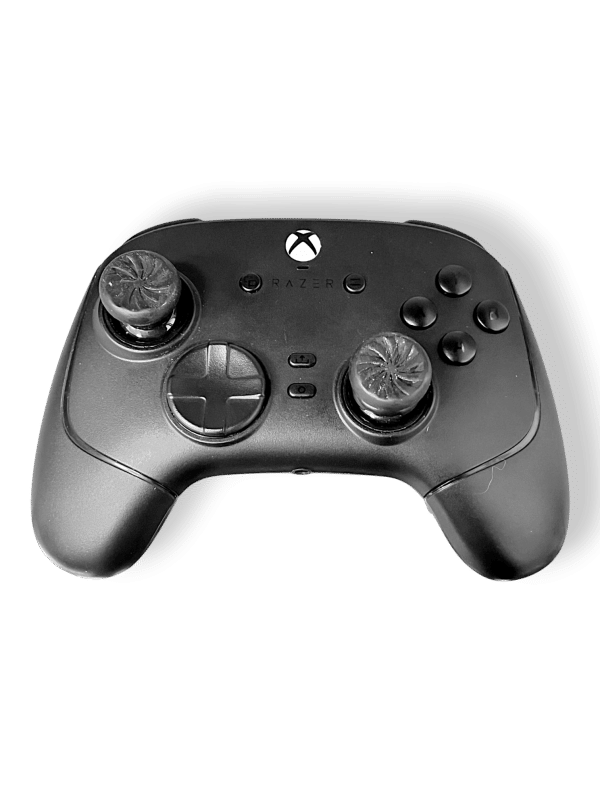 Razer Wolverine V3 Wired Xbox & PC Controller (Mint in Box) - Image 6